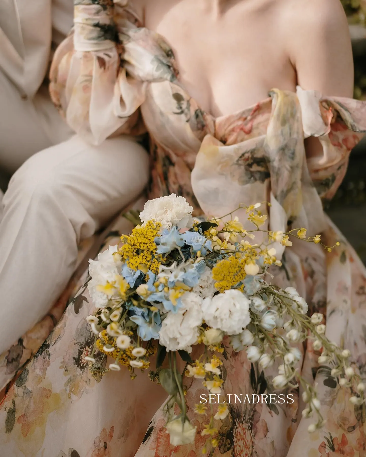 Chic Off-the-shoulder Sweetheart Rustic Floral Wedding Dresses For Bridal JKP013